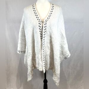 Calligraphie cloud soft white and black fluffy cardigan sweater size L/XL NWT